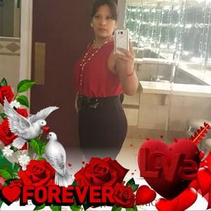 Meet your Posher, Laura